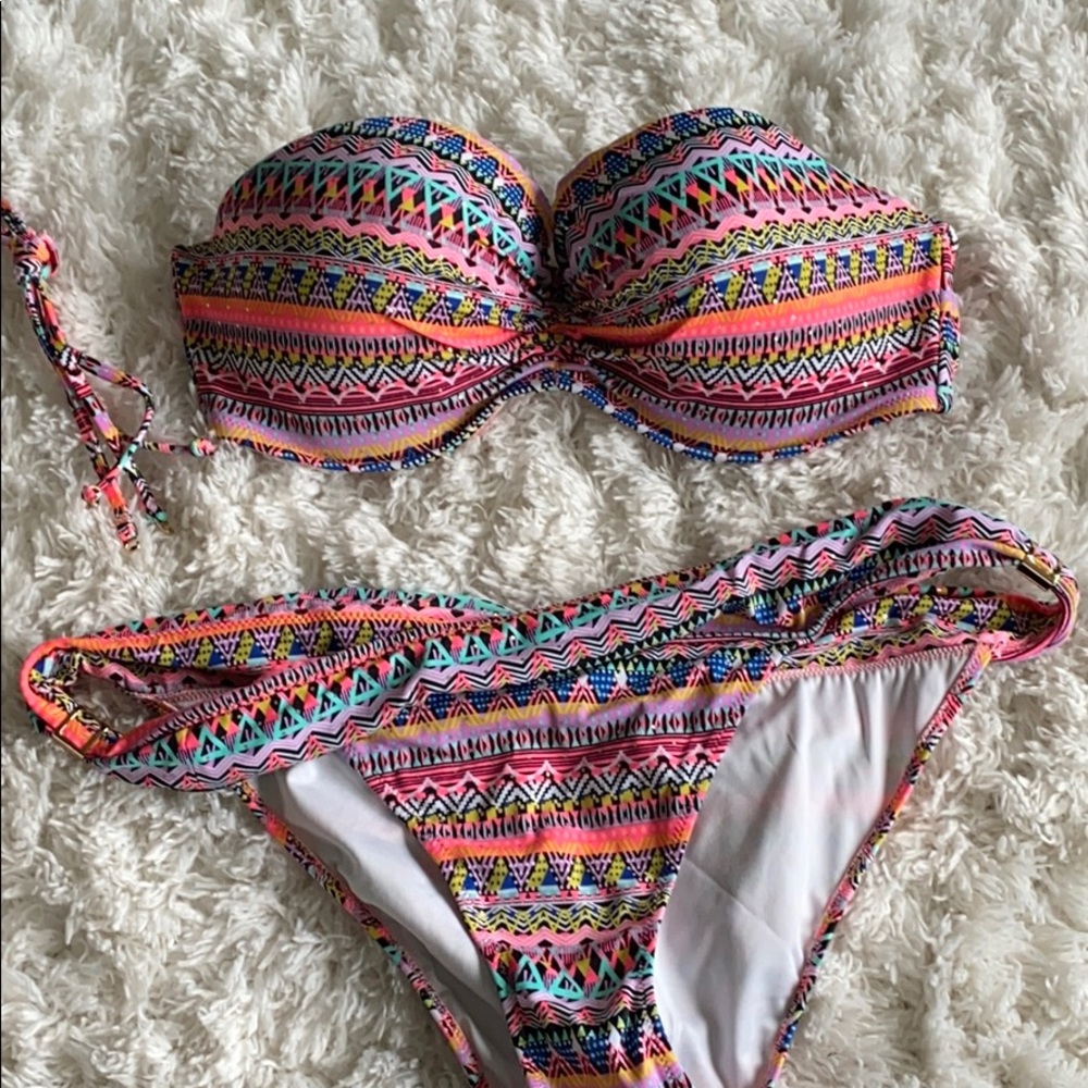 VS bikini
